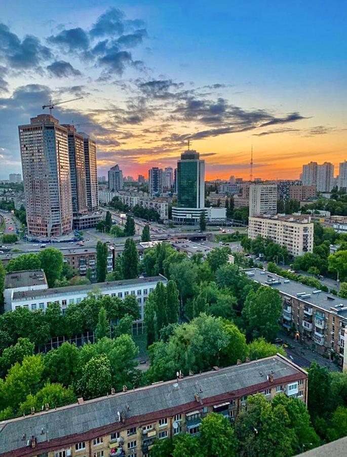 Victory-29 Luxury Apartment Center Киев Екстериор снимка