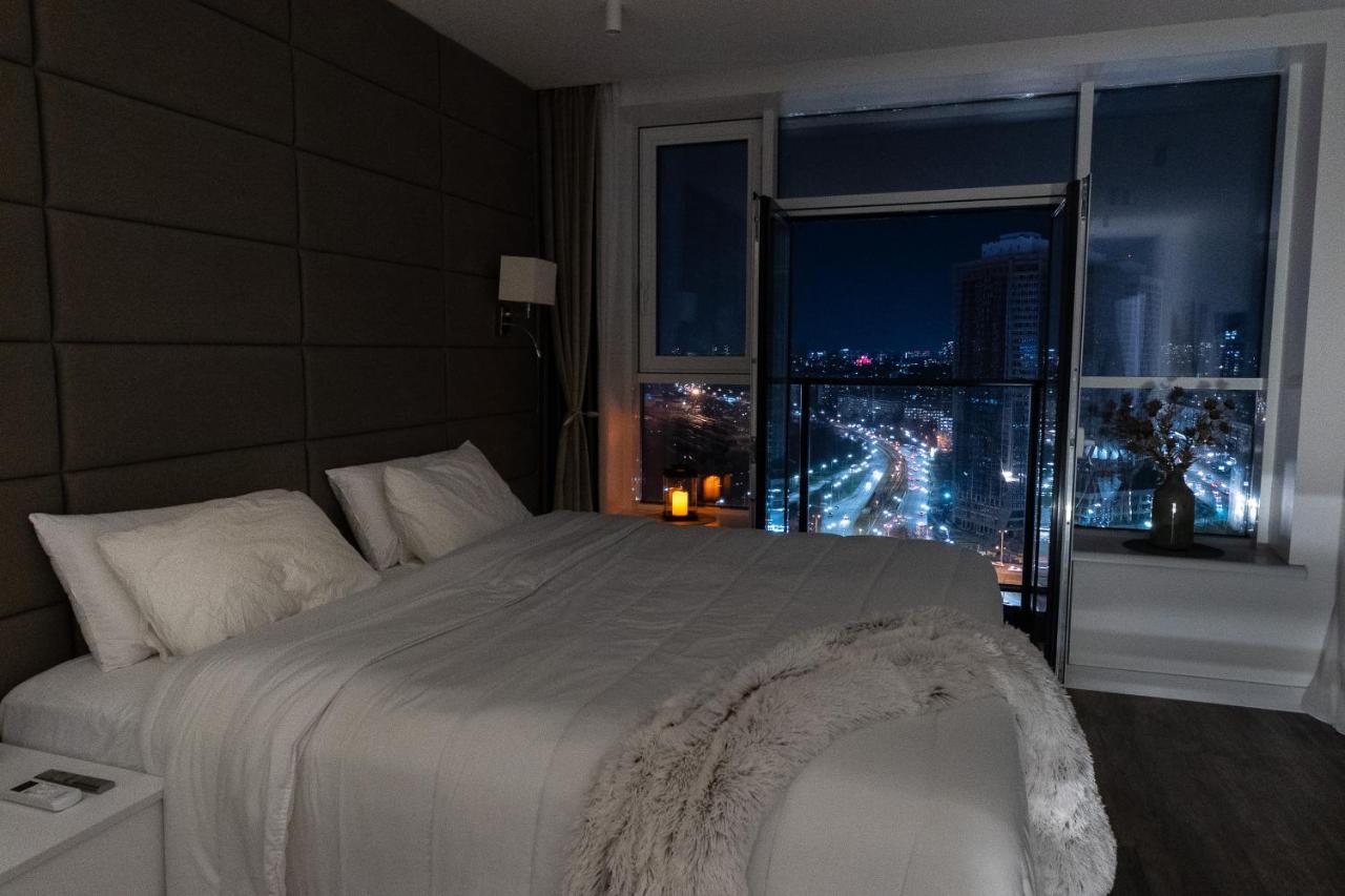 Victory-29 Luxury Apartment Center Киев Екстериор снимка