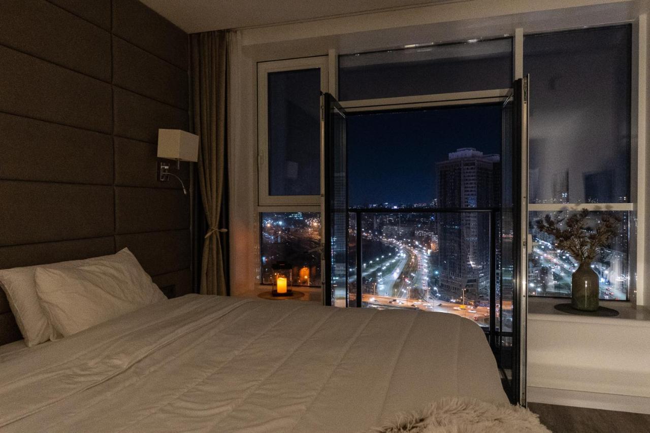 Victory-29 Luxury Apartment Center Киев Екстериор снимка